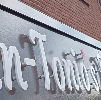 Laserletters acrylaat 8mm 40x40 cm