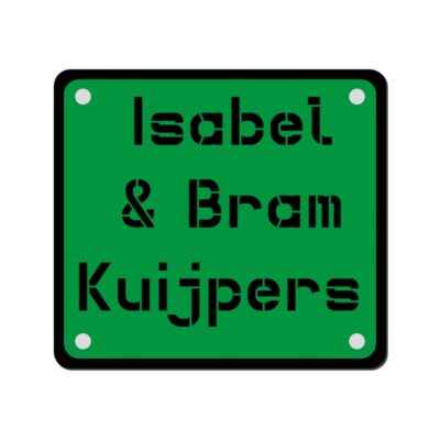 Sjabloonontwerp bord 25x22.5 cm met uitgesneden letters en contrasterende kleuren